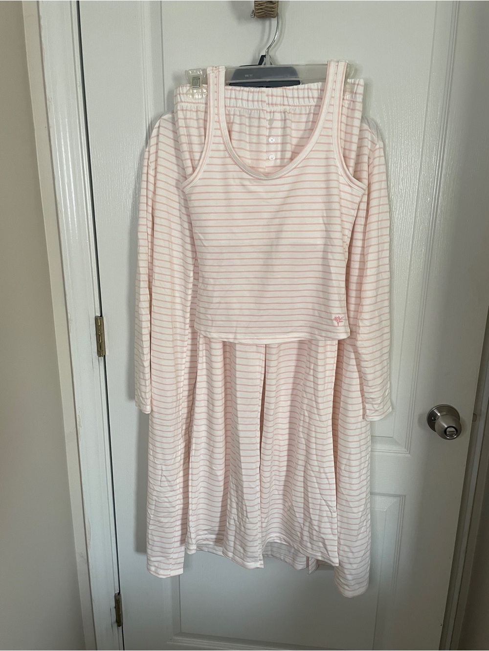 Wild Indigo Pink  Striped 3-Piece Sleep Set with Robe NWT Size Medium